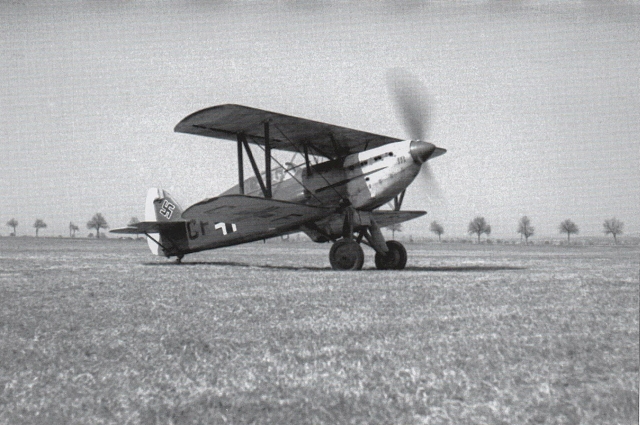 Eine Avia B 534