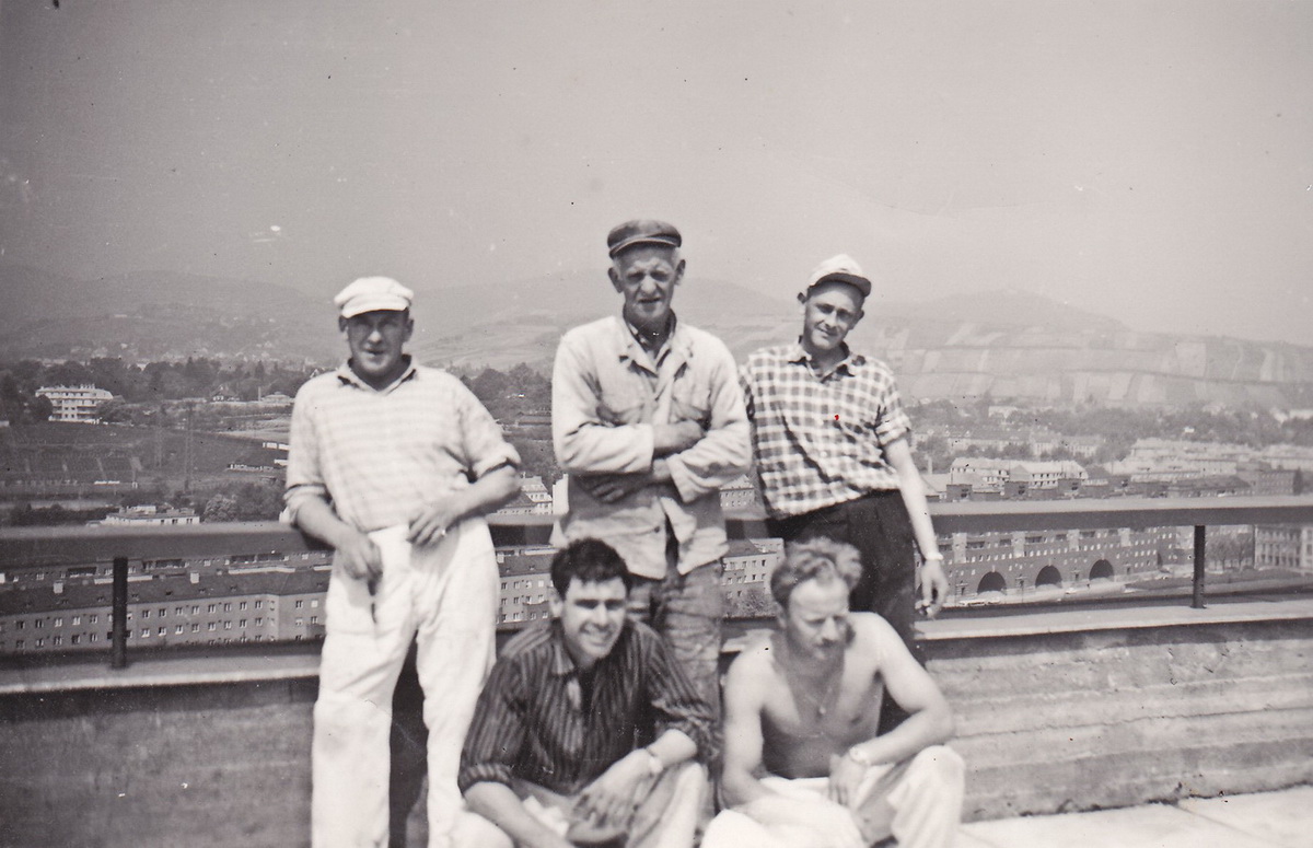 Franz Wabro (links) im Kreise seiner Kollegen