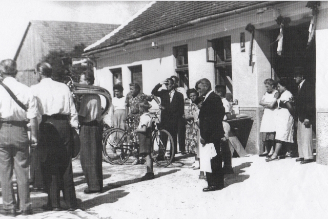 Kirtag in Frauendorf, 1955